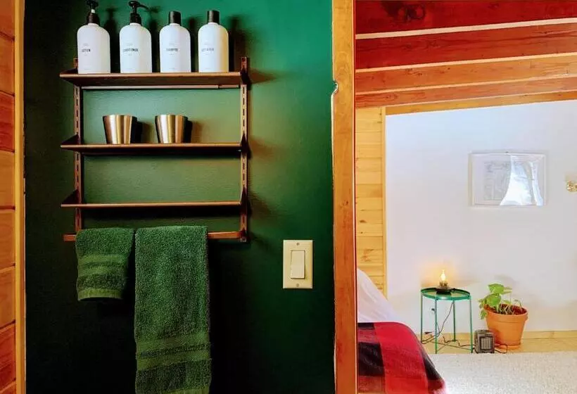 The Lorca Adirondacks Motel