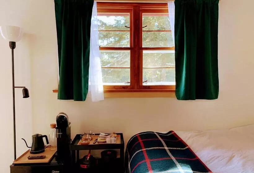 The Lorca Adirondacks Motel