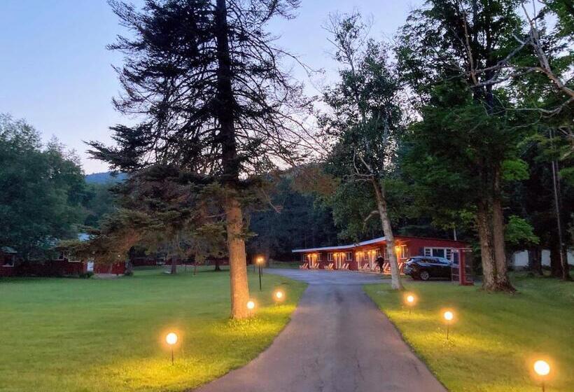 The Lorca Adirondacks Motel