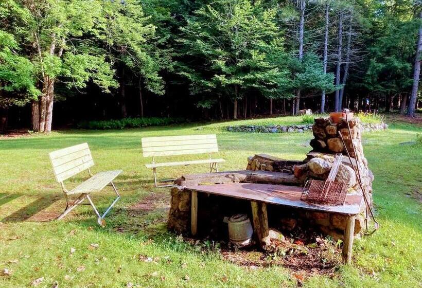 The Lorca Adirondacks Motel