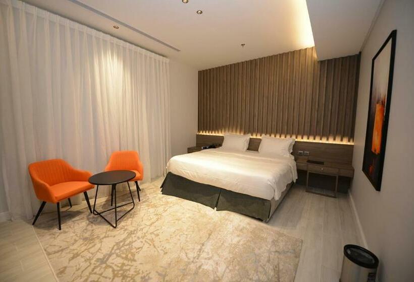 Wdf Serviecd Apartment