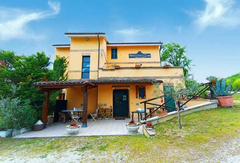 Retkeilymaja Locanda Tanè