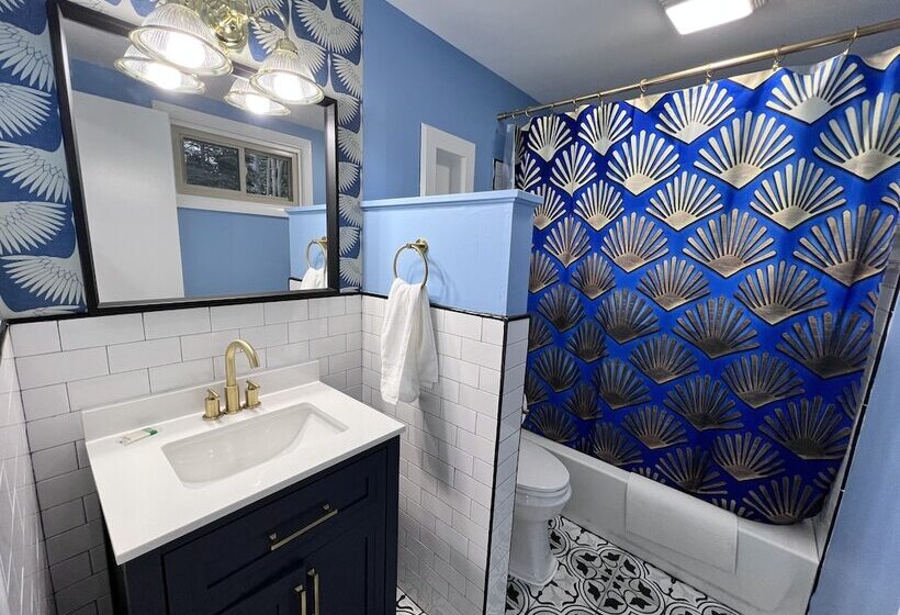 Общежитие Great Gatsby Motel Inn