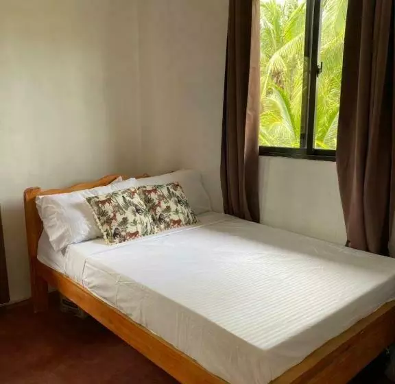 ベッドアンドブレックファースト Beach House And Attic