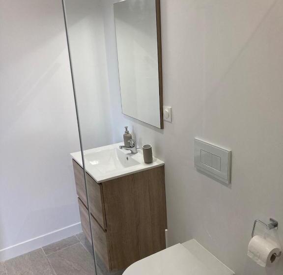 צימר Bourgeoisie @ Brandon