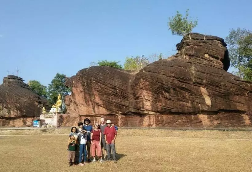 ベッドアンドブレックファースト Lek S Issan Home And Travel