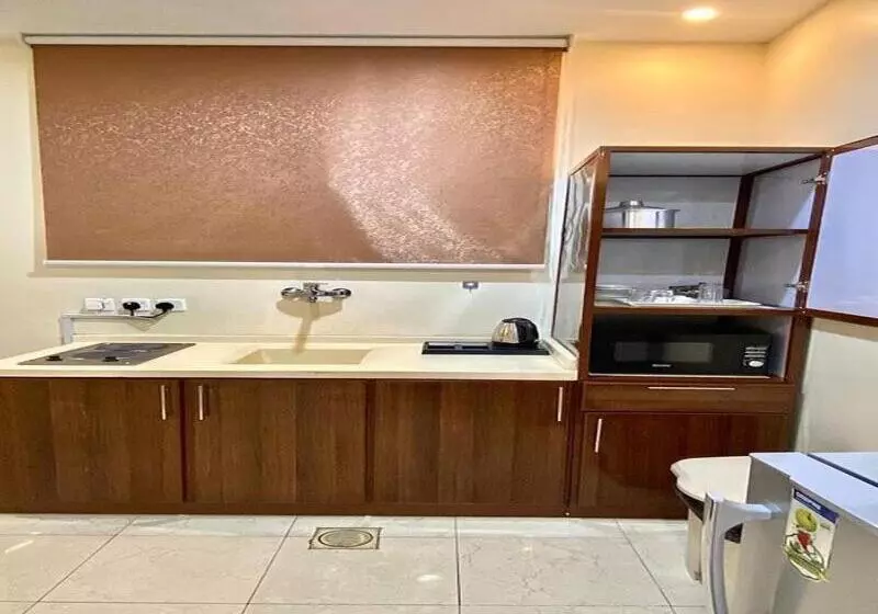 Hotelli شقق اطلالة اجاء المخدومة