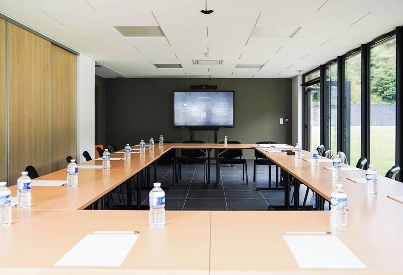 Отель Akena Molinges   La Brocatelle