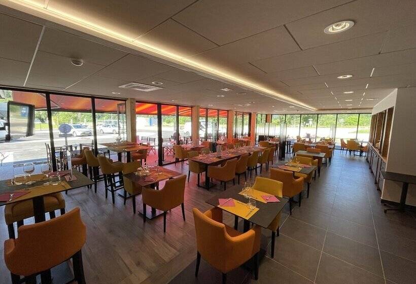 Отель Akena Molinges   La Brocatelle