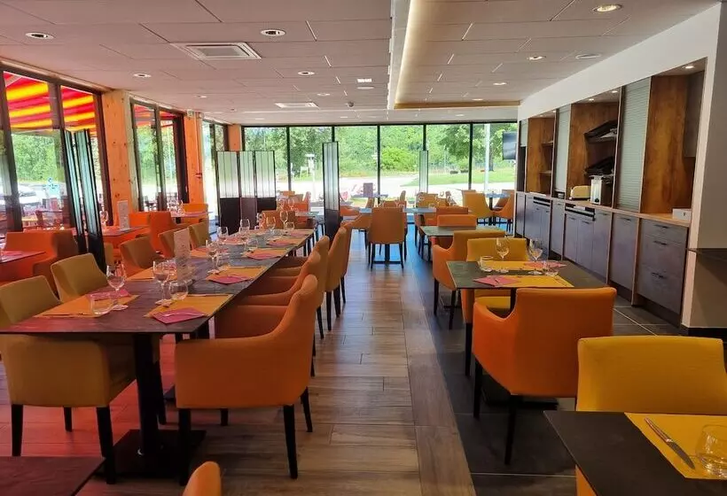 ホテル Akena Molinges   La Brocatelle