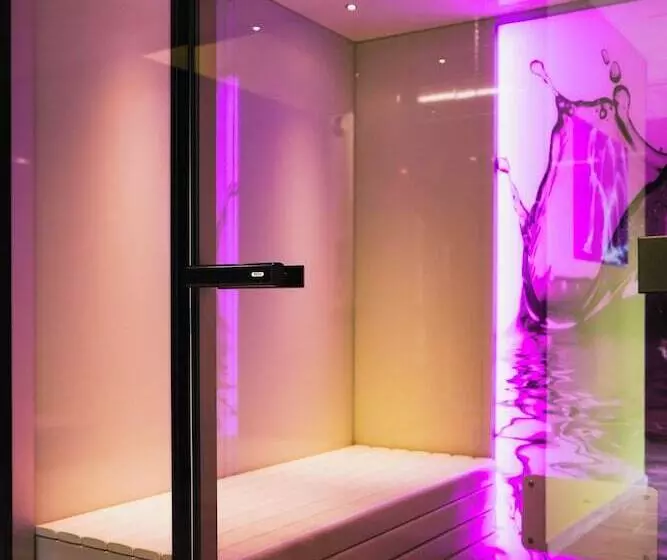 ホテル Akena Molinges   La Brocatelle