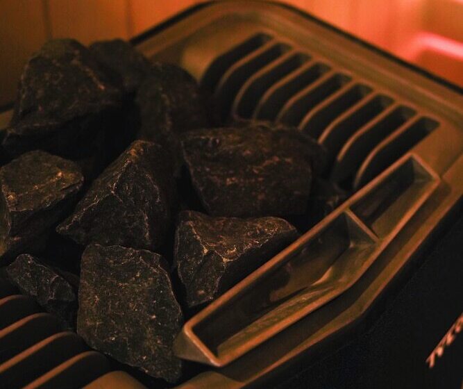 Отель Akena Molinges   La Brocatelle