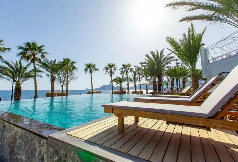 ホテル Elysium Garden