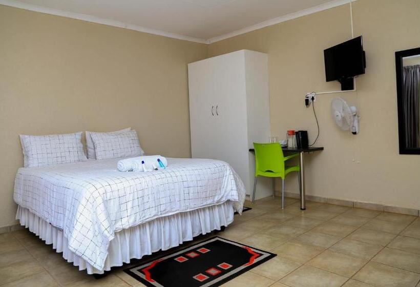 ホテル Lempitse Lodge