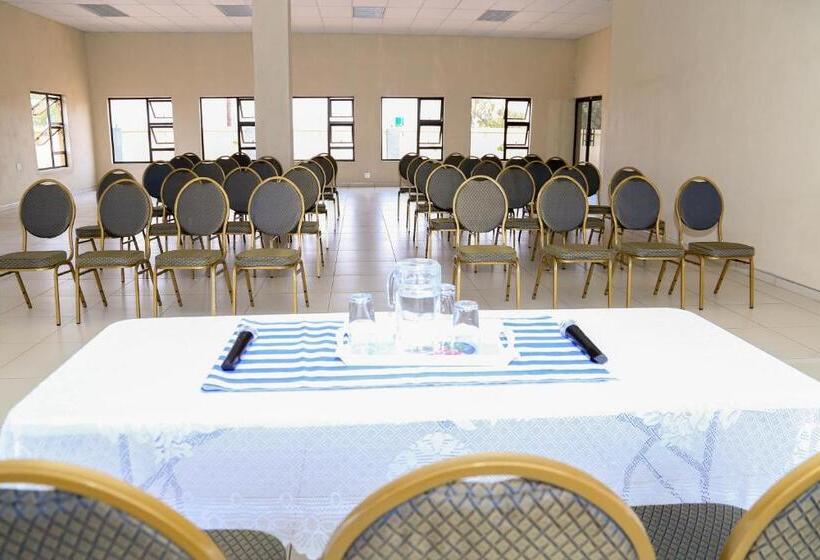 ホテル Lempitse Lodge