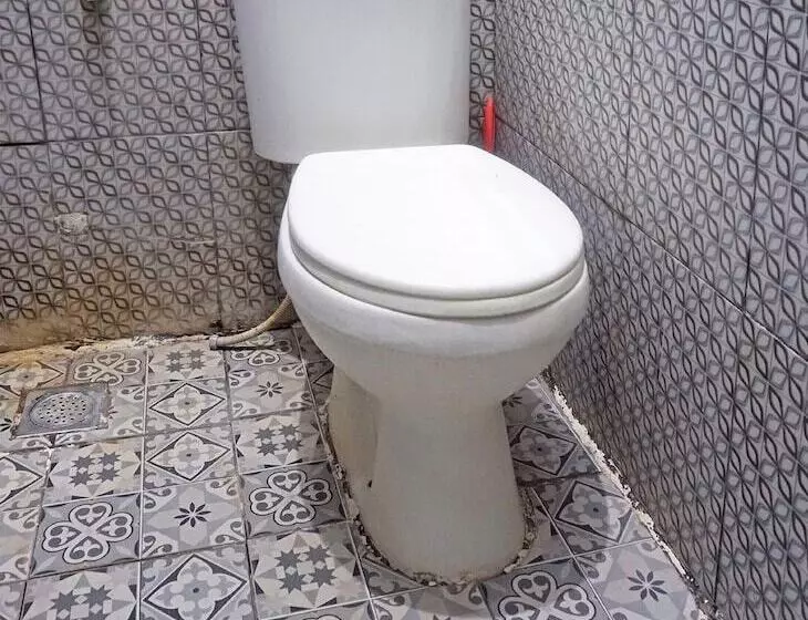 ホテル Oyo 91657 Penginapan Radja Jeneponto