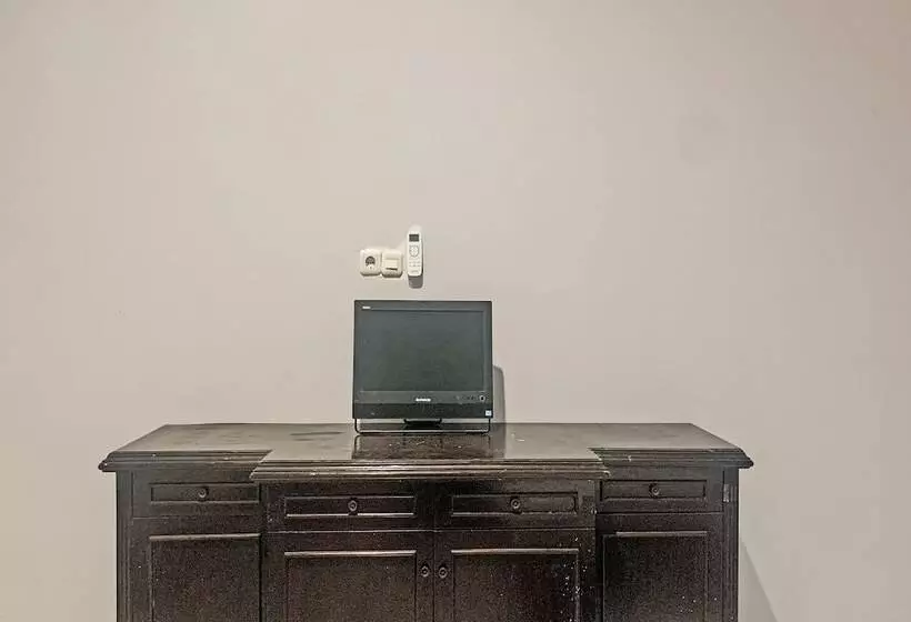 ホテル Oyo 91657 Penginapan Radja Jeneponto