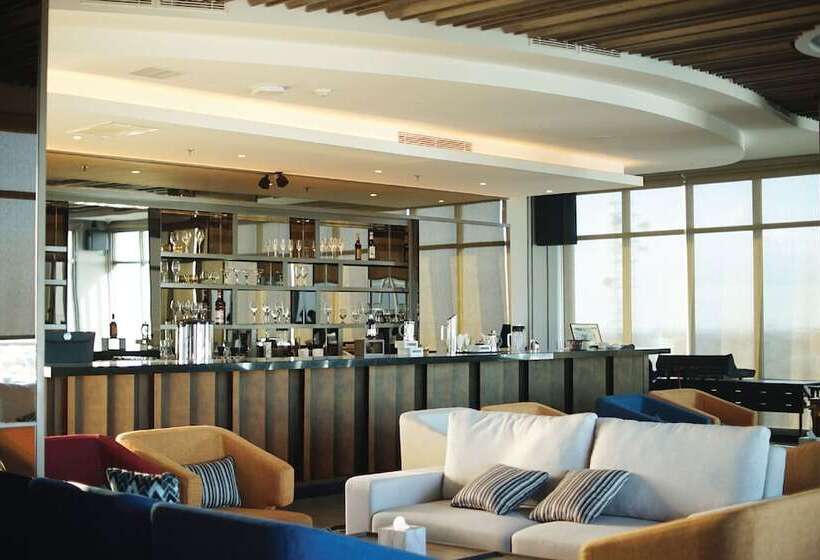 Platinum Hotel Tunjungan Surabaya