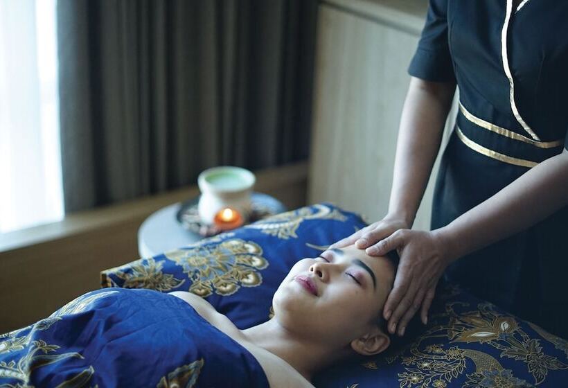 Platinum Hotel Tunjungan Surabaya