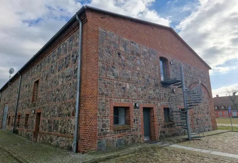 ホテル Schloss Rothenklempenow