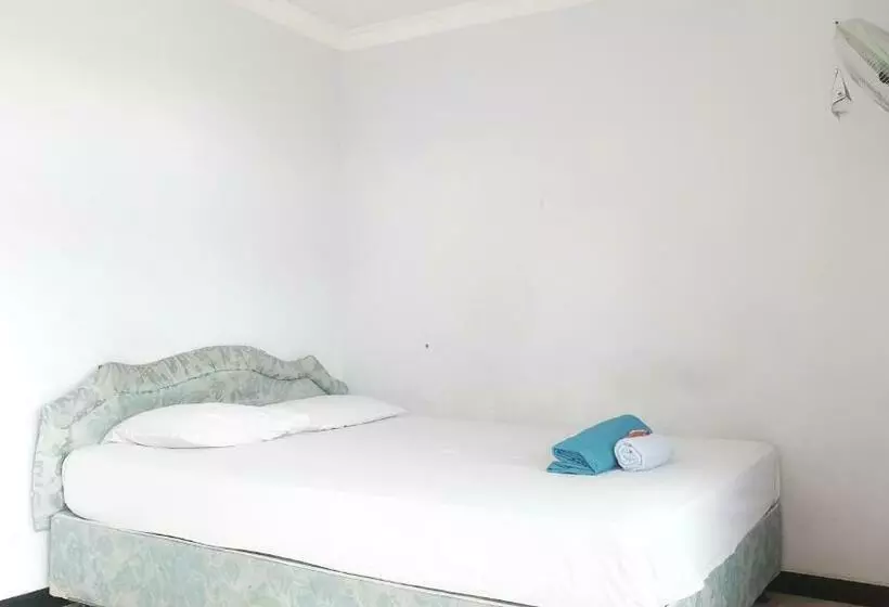 Hotel Suronegaran Purworejo Redpartner