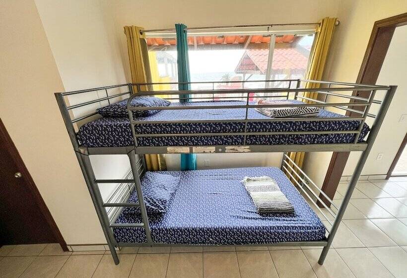 Ith Lazy Lobster Surf Hostel