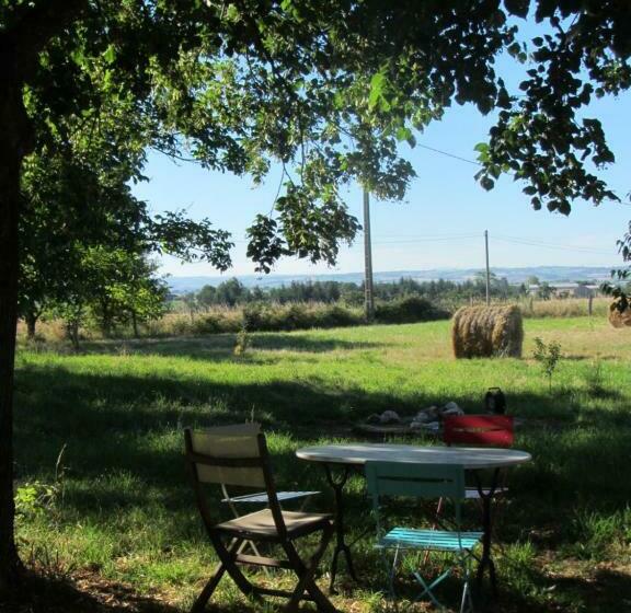 ペンション Chambres D Hôtes Les Pieds Dans L Herbe