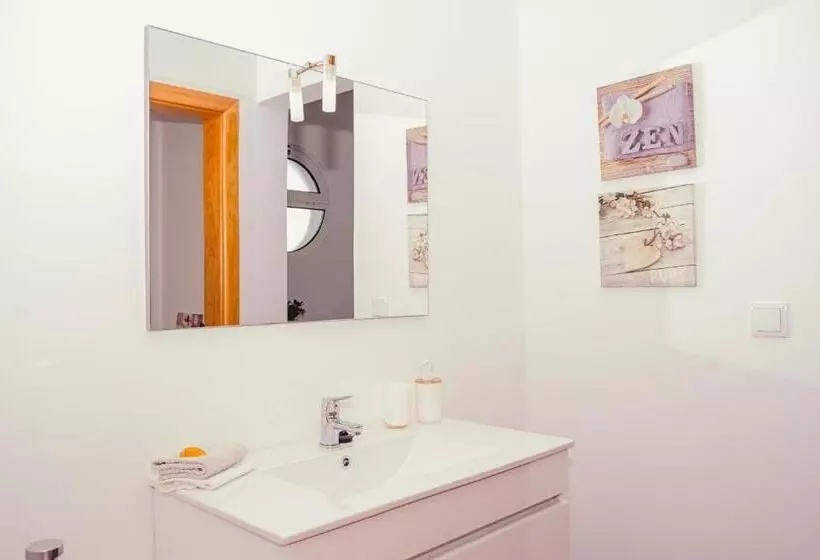 ペンション Namastê House I