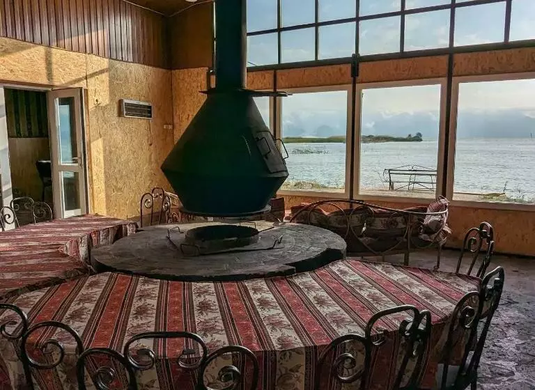 Majatalo Sevan   Tsovazard Beach House