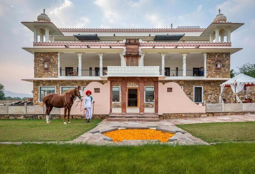 אתר נופש Kesarbagh