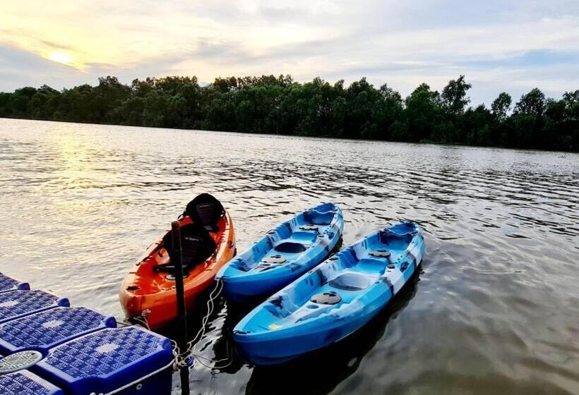 Tamarind ที่พักริมน้ำ Booking