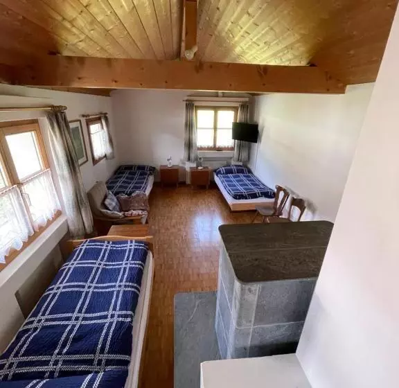 ベッドアンドブレックファースト Gasthaus Beverin