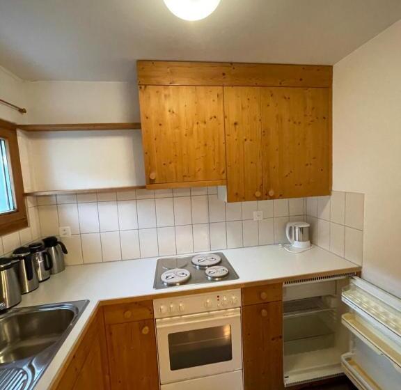 住宿加早餐  Gasthaus Beverin