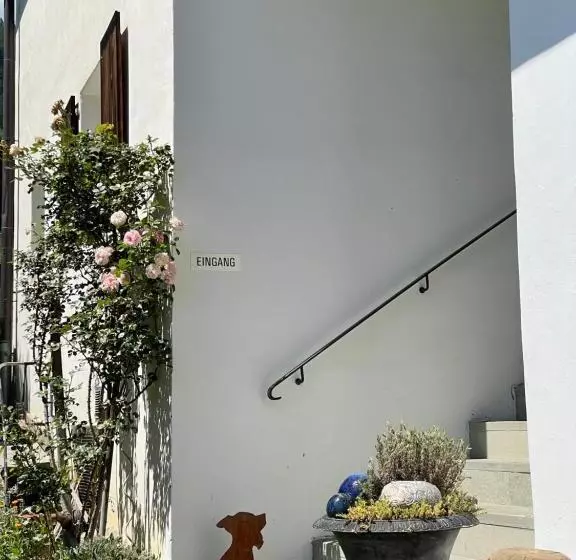 ベッドアンドブレックファースト Gasthaus Beverin