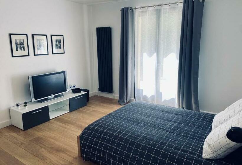 مبيت وإفطار Oak Wood