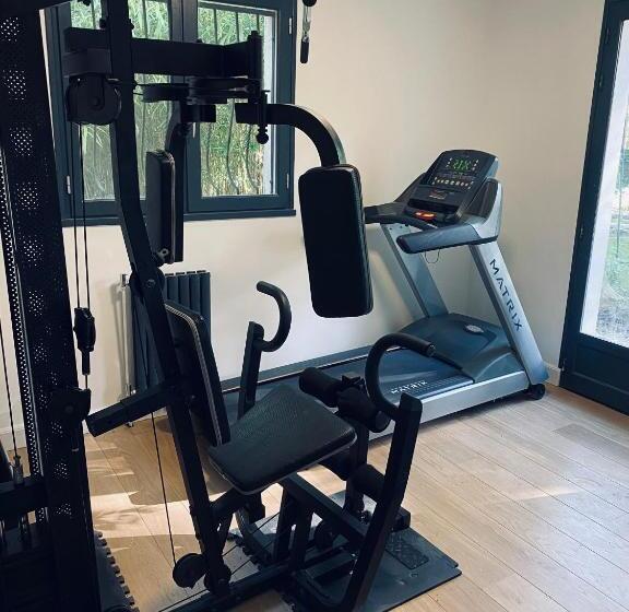 مبيت وإفطار Oak Wood