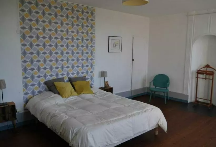 ホテル La Bergerie  Nanton Old Renovated Farmhouse With Swimming Pool For Familie