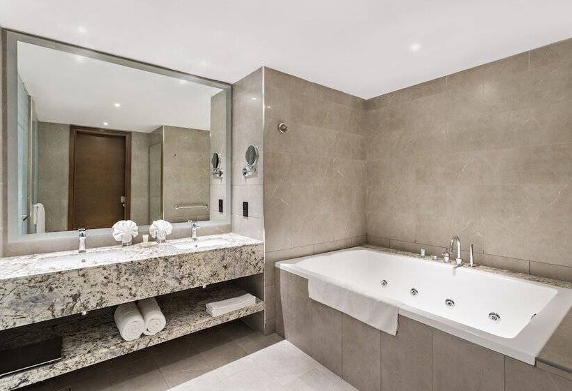 Ramee Dream Hotel Downtown