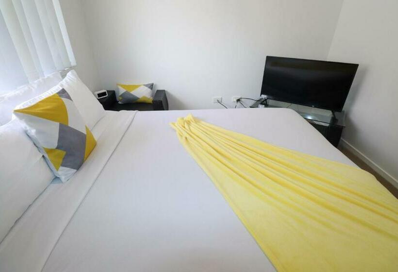 Пансион Blk Stays Guest House Deluxe Unit One Side