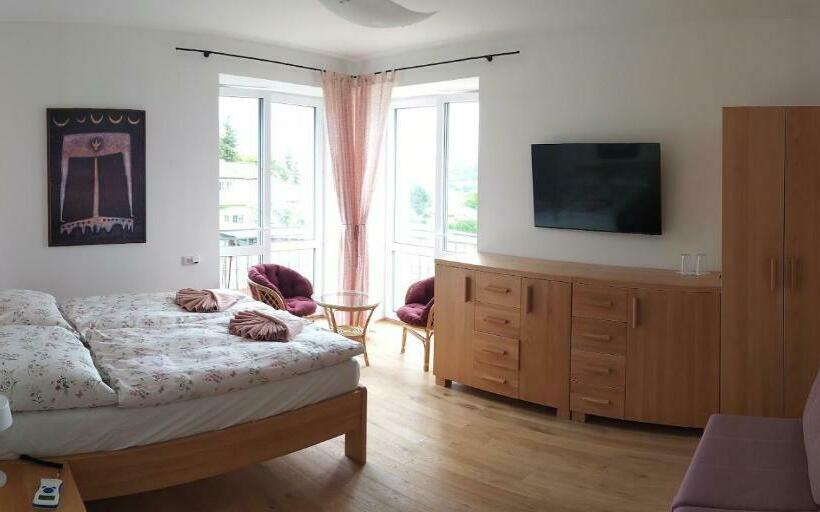 פנסיון Penzion Renesance