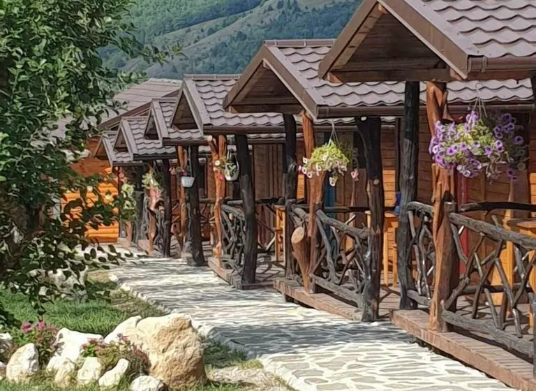 ペンション Popas 8 Odăi