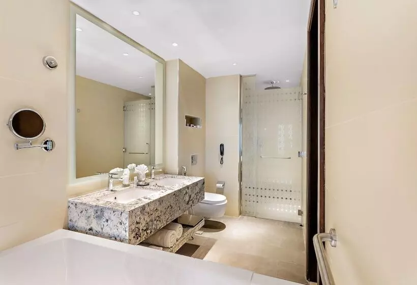 Ramee Dream Hotel Downtown