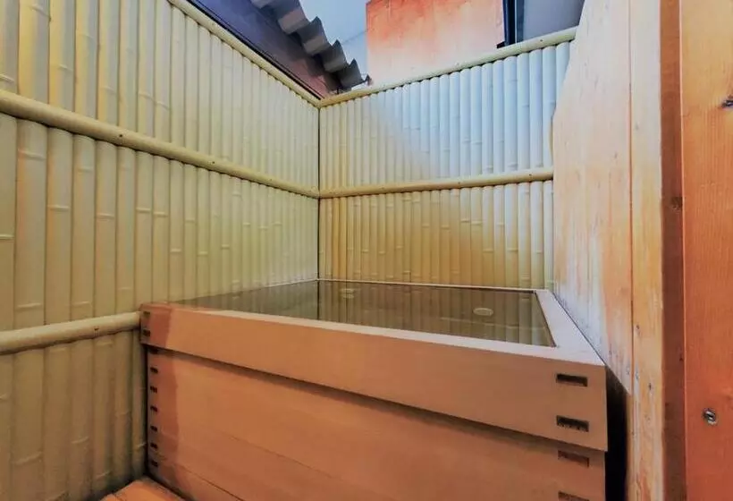 호스텔 Minshuku Iwatakan