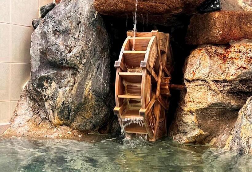 旅馆 Minshuku Iwatakan