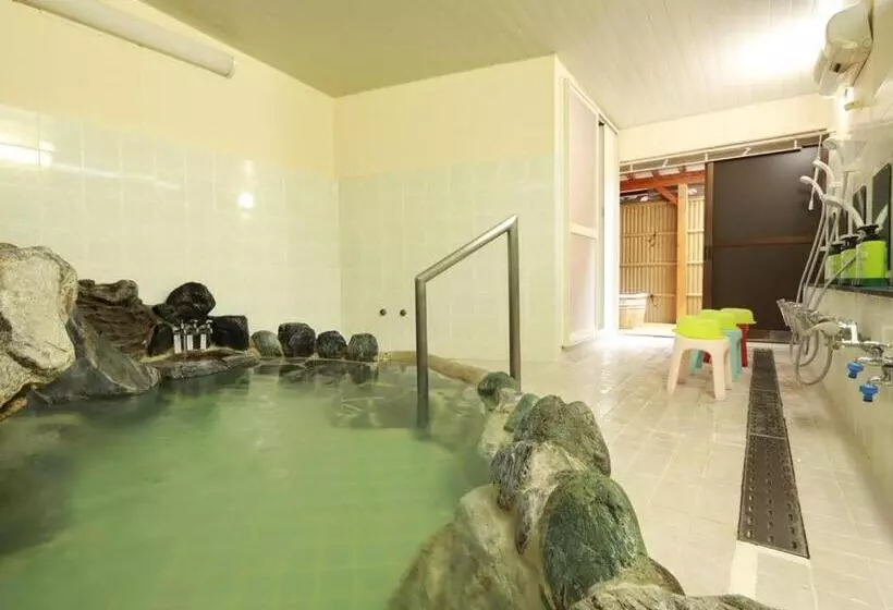 호스텔 Minshuku Iwatakan