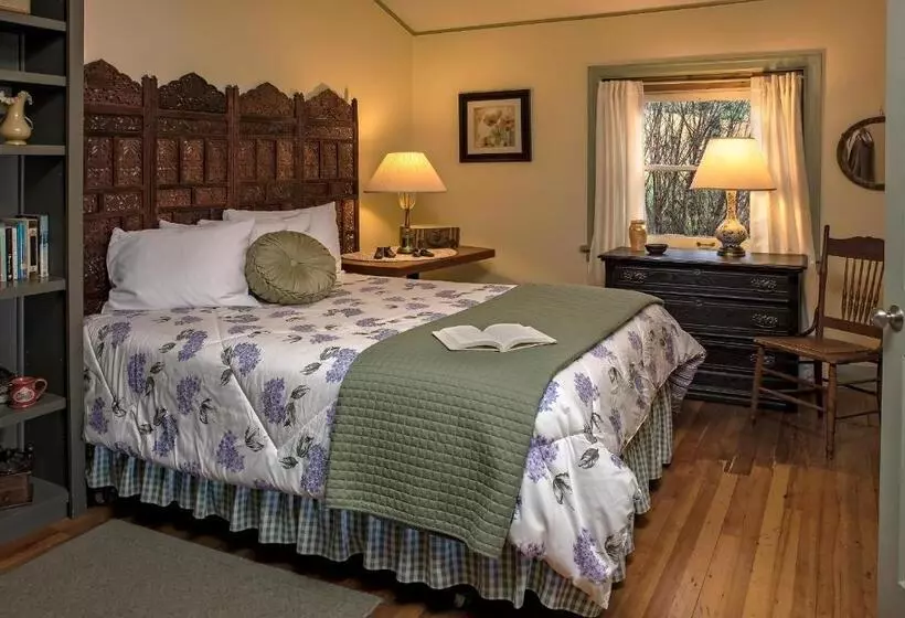 ベッドアンドブレックファースト Clementine S Guest House & Vacation Rentals