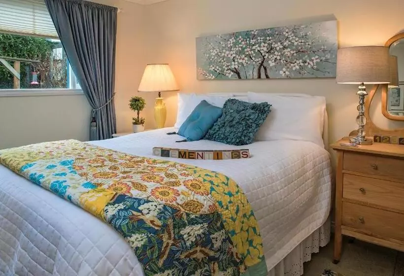 ベッドアンドブレックファースト Clementine S Guest House & Vacation Rentals