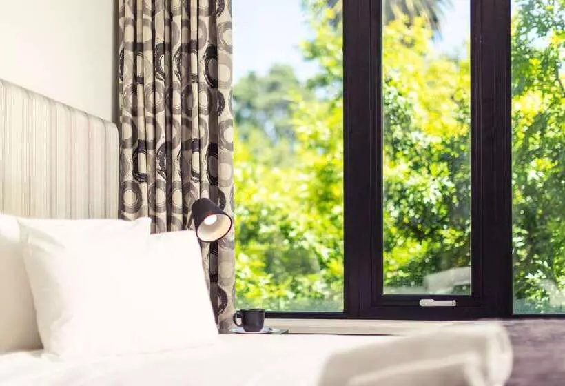 Comfort Hotel East Melbourne