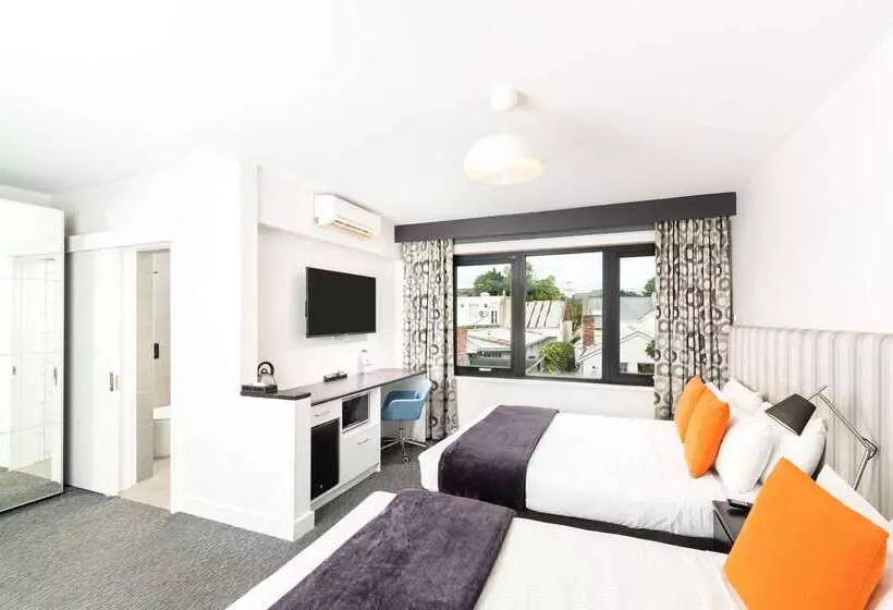 Comfort Hotel East Melbourne