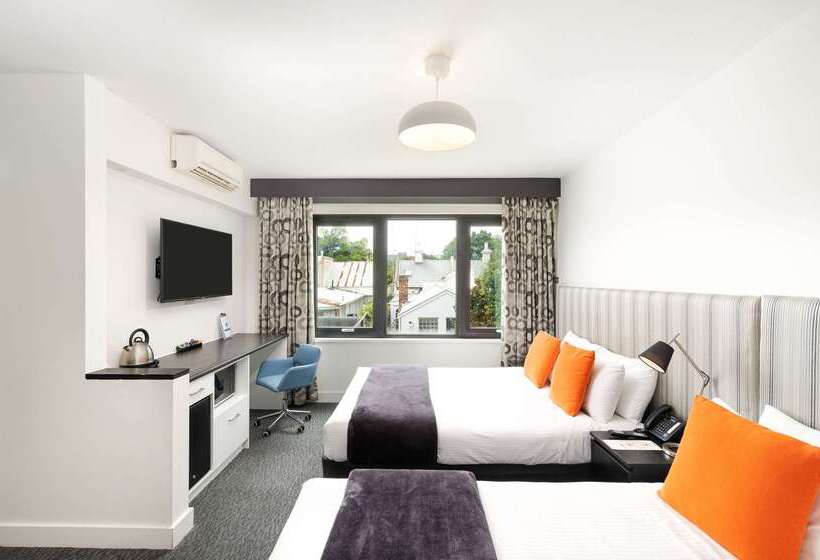 Comfort Hotel East Melbourne